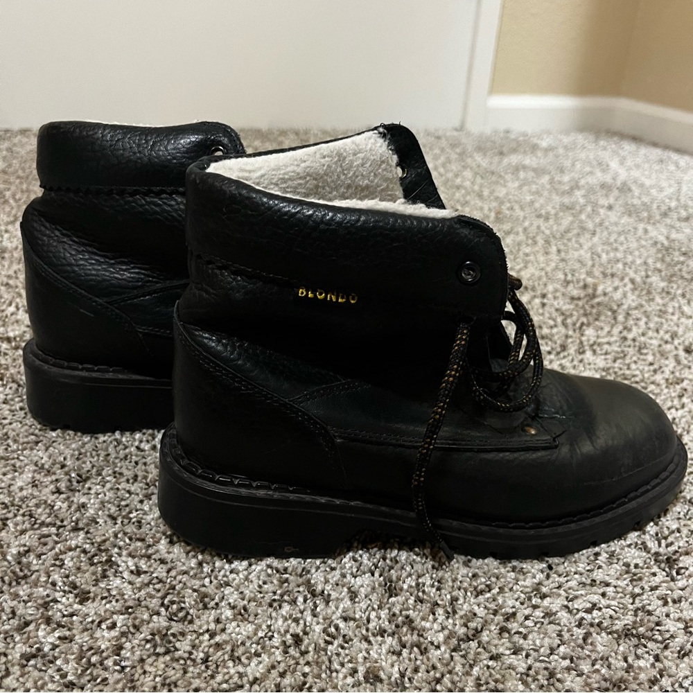 Blondo black leather wool lined boots